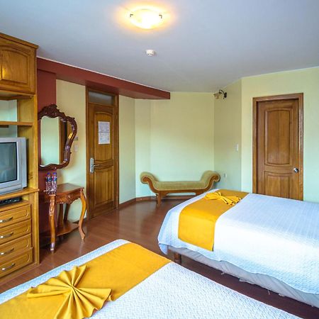 Hotel Cumbaya Sanvy Quito Kamer foto